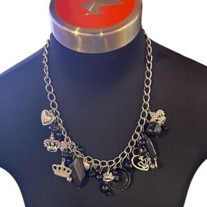 Yousi Vintage Black and Silver Charm Necklace